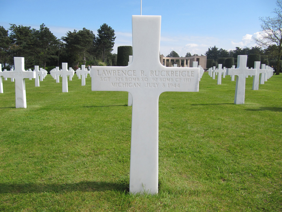 Tombe d'un aviateur américain